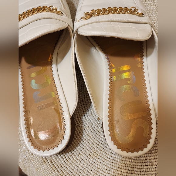 NWT.Cicus Sam Edelman Mule Womens Size 7.5M White Croc Print Gold Chain Slip On - Picture 6 of 11
